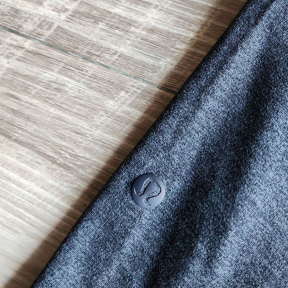 (M) Men's Lululemon Soft Jersey Short 5". - Picture 4 of 5